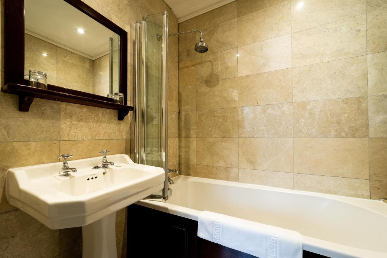 Badger Bar Bed & Breakfast Ambleside Ngoại thất bức ảnh